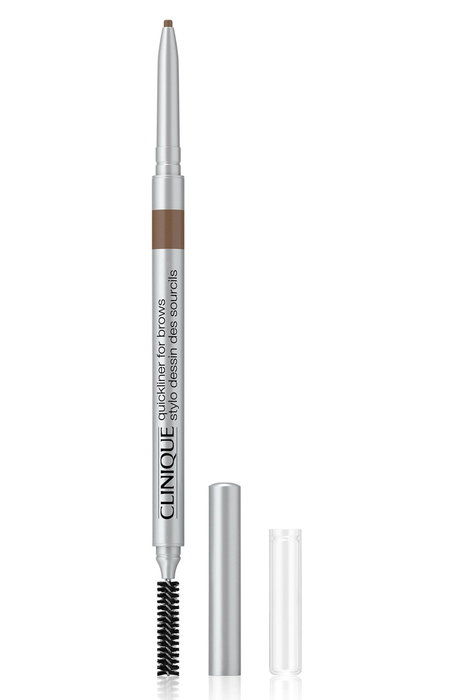 Clinique Quickliner Crayon à sourcils crème double terminaison, teinte Soft Chestnut, 6 g Clinique Quickliner Crayon à sourcils crème double terminaison, teinte Soft Chestnut, 6 g